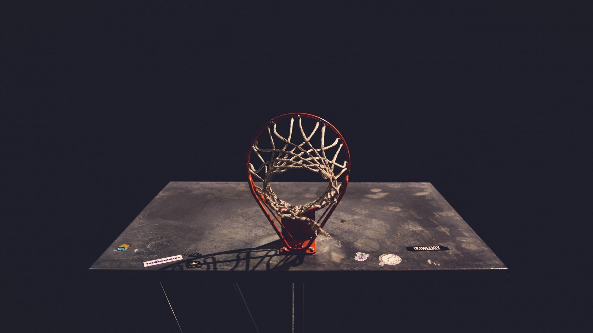 天崩地裂！雷霆青春风暴击碎湖人冠军梦，美加墨世界杯前夜的NBA命运交叠